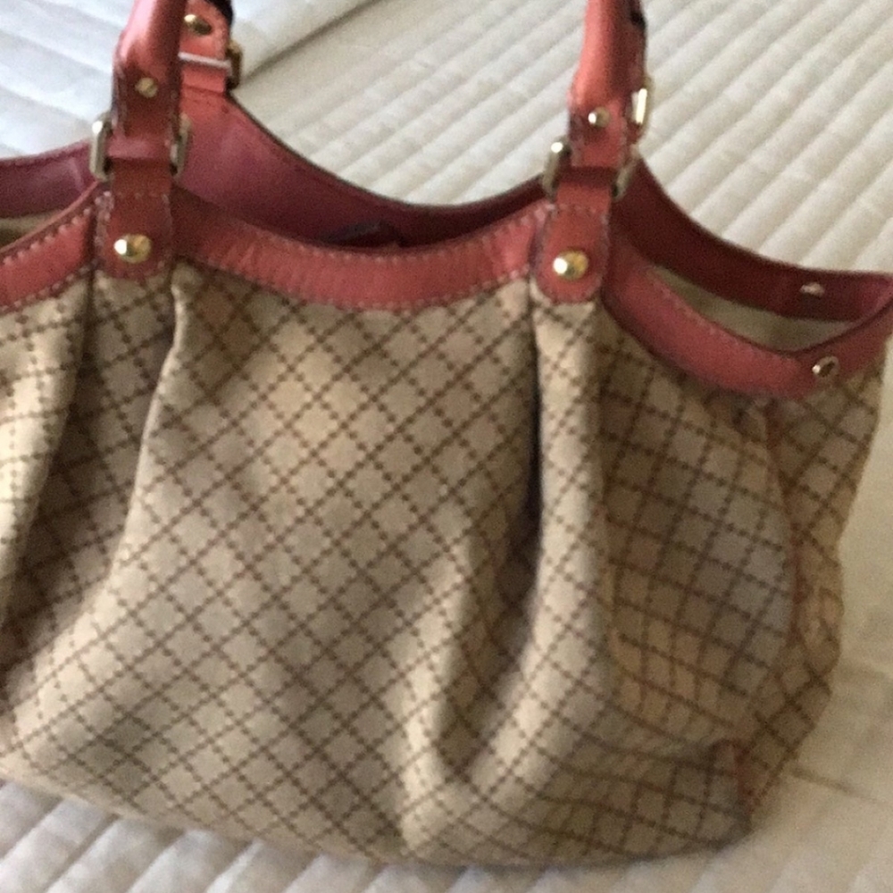 ****( Gucci Diamante Canvas Sukey Bag..AUTHENTIC PAPERS - Picture 6 of 13